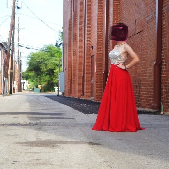 Red beaded prom dress 💃 - Picture 2 of 7